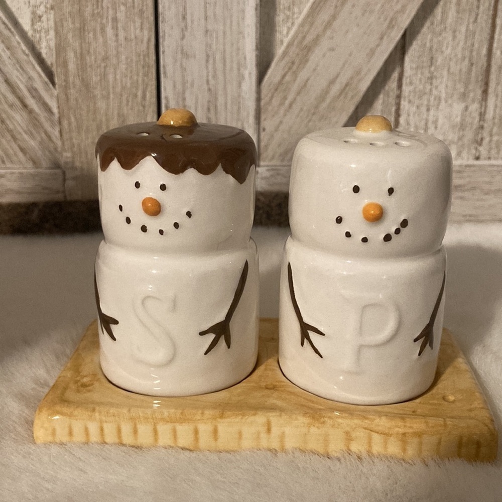 Magenta Home S’mores Shakers